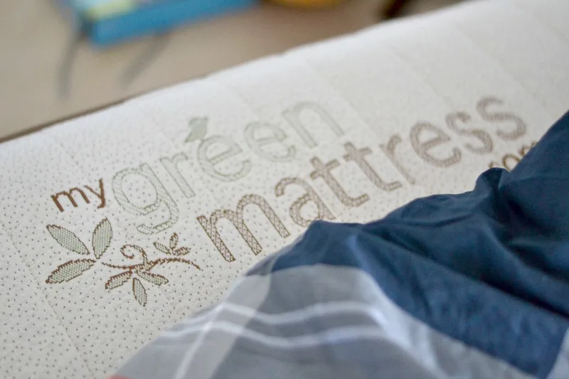 Getting a good nights sleep can be hard for anyone, but kids may not realize things they do can affect sleep. Click over and grab these sleeping tips for tweens.