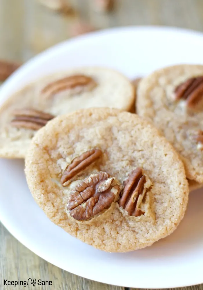 closeup of maple pecan cookies