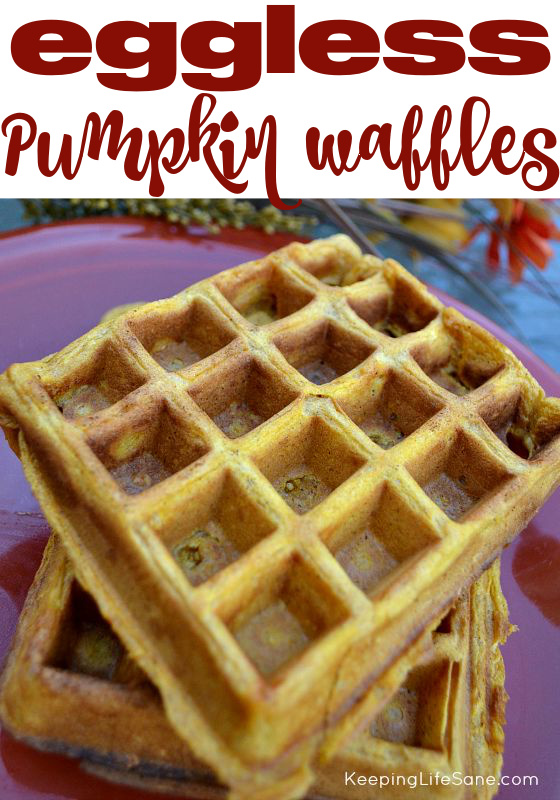 stack of eggless waffles